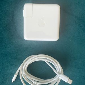 Apple- USB C power adapter